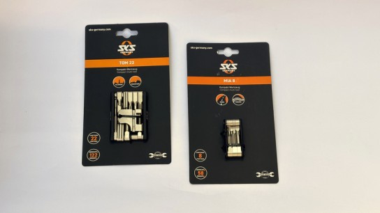 Bike TV - 1 x SKS MIA 8 und 1 x TOM 22 Multitools (MIA steht für Mini Assistant, TOM für Tour Mechanic)