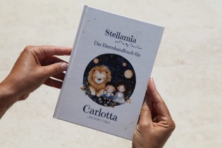FamilyFlair - 3 x einen individuellen Stellamia Eltern-Kompass