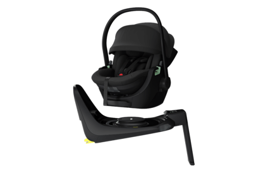Geuer Medien - 1 x Set aus ISOFIX-Basis Alfi & Babyschale Maple von Thule, 2 x Tote Bag Daily Leo von ABC Design, 2 x Faultier-Set von Fehn, 4 x Schlafanzugbär von Teddy-Hermann
