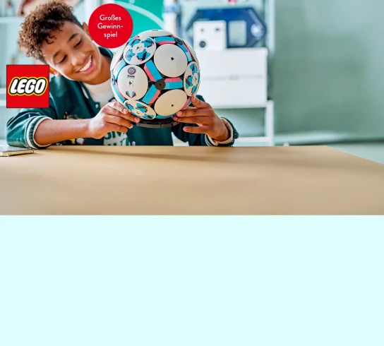 Hugendubel - 3 exklusive Gewinnspielpakete mit dem LEGO® Editions Fußball im Wert von über 100 €
