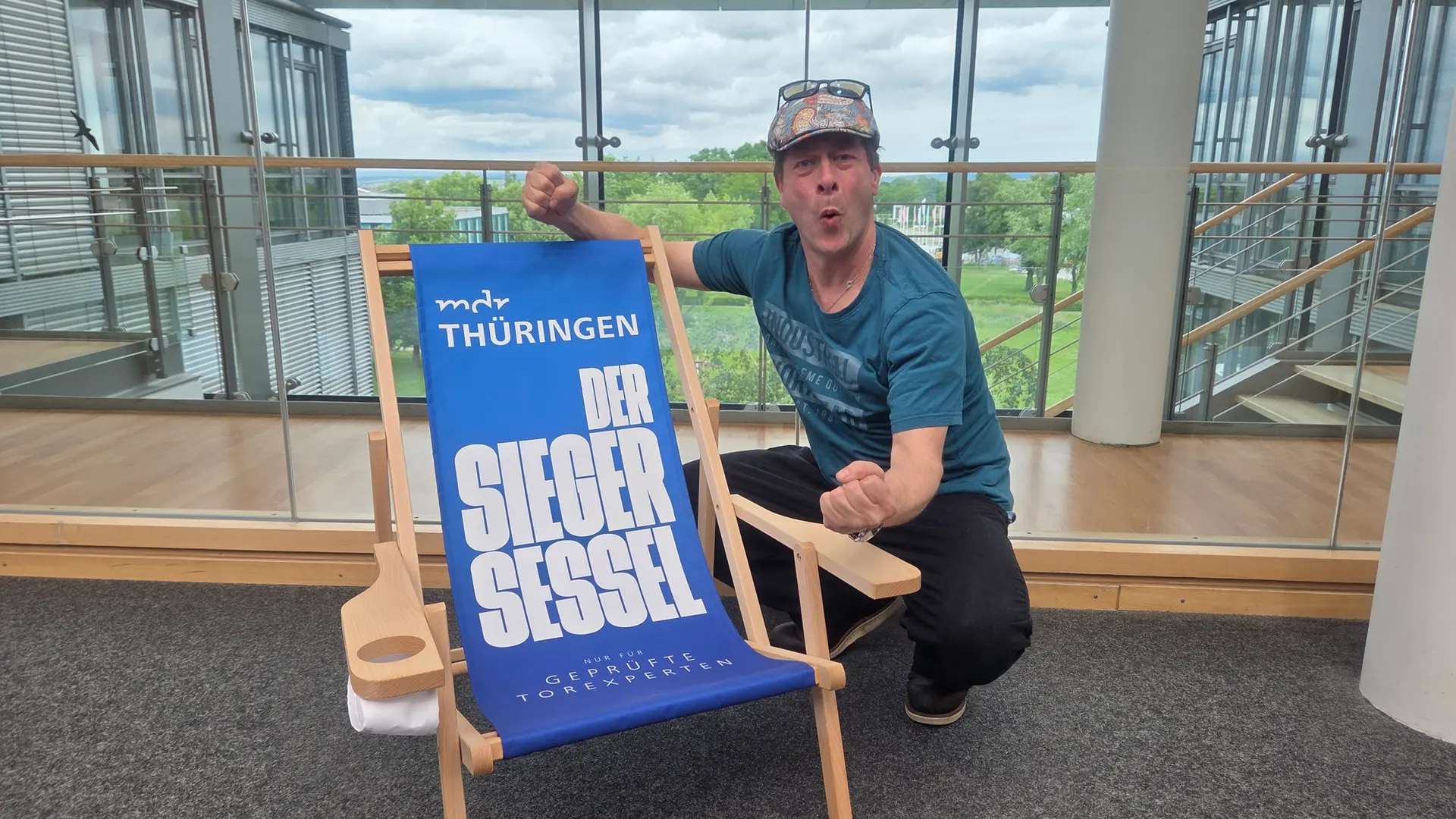 mdr - MDR THÜRINGEN Siegersessel - komfortabler Klappstuhl-Liegestuhl (für Thüringen)