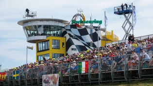 mdr - VIP-Premium-Tickets für den Motorrad Grand Prix am Sachsenring gültig für 10.-12. Juli 2026 mit Catering
