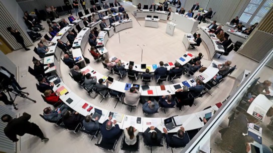 Ostsee Zeitung - Landtagsführung im Schweriner Schloß mit Gespräch mit der Landtagspräsidentin Birgit Hesse am am 5. Juli 2026 von 10 bis 13 Uhr