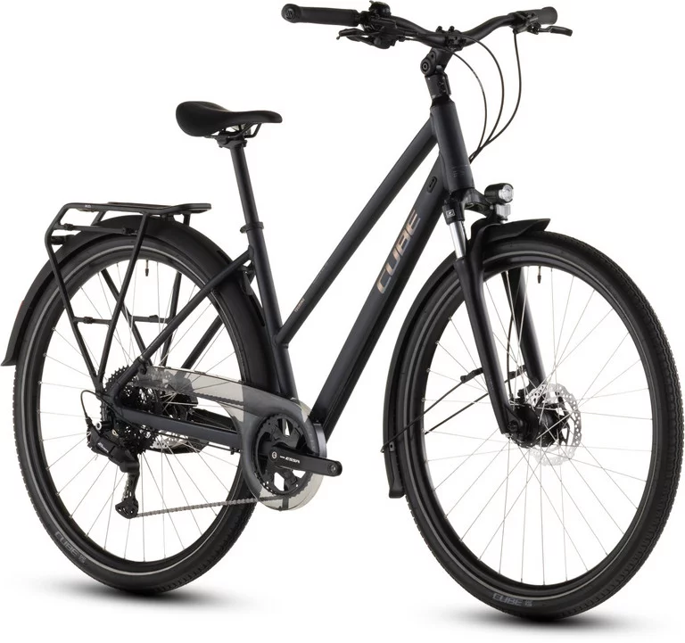 Polizei Dein Partner - ein Fahrrad Cube Touring ONE (Modell 2027) - Rahmengröße, Rahmenform und Farbe nach Wahl