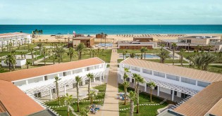 Robinson - 1 Woche Traumurlaub für 2 Personen im Winter 2026/2027: 7 Übernachtungen im Doppelzimmer mit All Inclusive made by ROBINSON Kap Verden, Ohne Anreise und Transfer