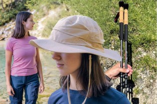wir leben outdoor - 1 x Outdoor-Bundle von Alpenwert (Teleskop-Wanderstöcke + Merino-Shirt für Damen oder Herren + Sonnenhut)