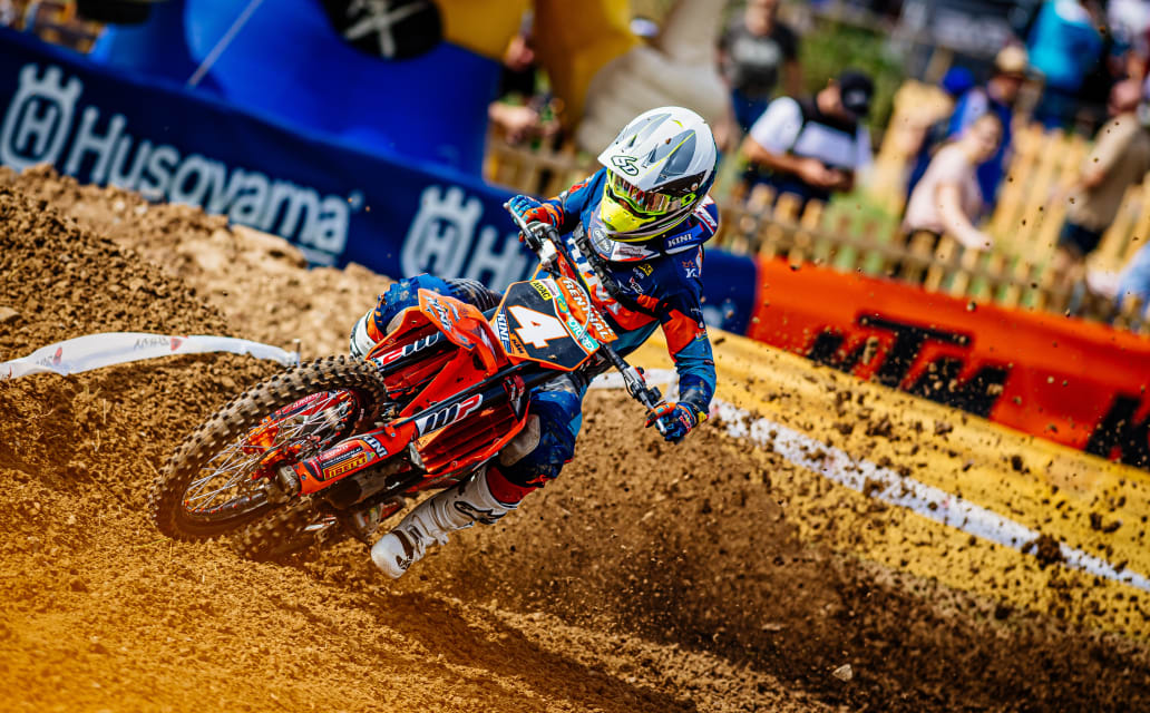 ADAC - Bridgestone-Reisetasche-ORTEMA Lumbo-X Nierengur-Weber #Werkeholics Rennzelt-Yamaha „Paddock Blue XL Race Trolley“-Motul Ogio Gearbag