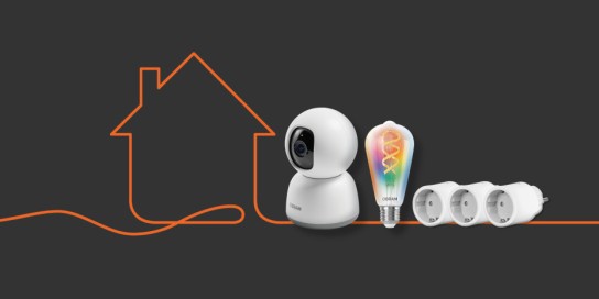 diyonline - 1 von 2 LEDVANCE Smart-Home-Paketen (Gesamtwert: über 300 €; jeweils bestehend aus 1x SMART+ Matter Filament LED Lampe RGB, 3x SMART+ Matter Plugs Indoor-Steckdosen & 1x SMART+ Indoor Kamera)