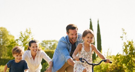 Kinder-Tipps - woom Kinderfahrrad (Wert ca. 500 €), Toniebox-Set mit Lieblings-Tonies (ca. 200 €), Outdoor- und Wasserspaß-Paket (ca. 150 €), 2× Amazon-Gutschein über je 100 €