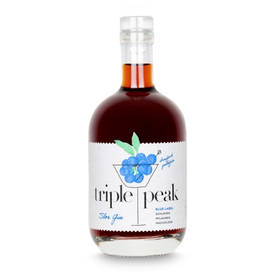 nordische Esskultur - 5 Flaschen (500 ml) Sloe Gin Triple Peak Blue Label von Piekfeine Brände aus Bremen im Wert von je 38,40 €