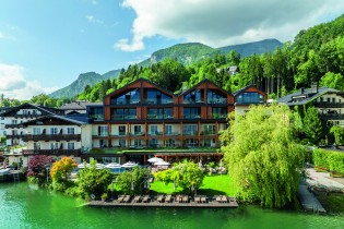 redspa - Zwei Nächte für zwei Personen im Doppelzimmer inklusive Frühstück im Hotel Seevilla Wolfgangsee