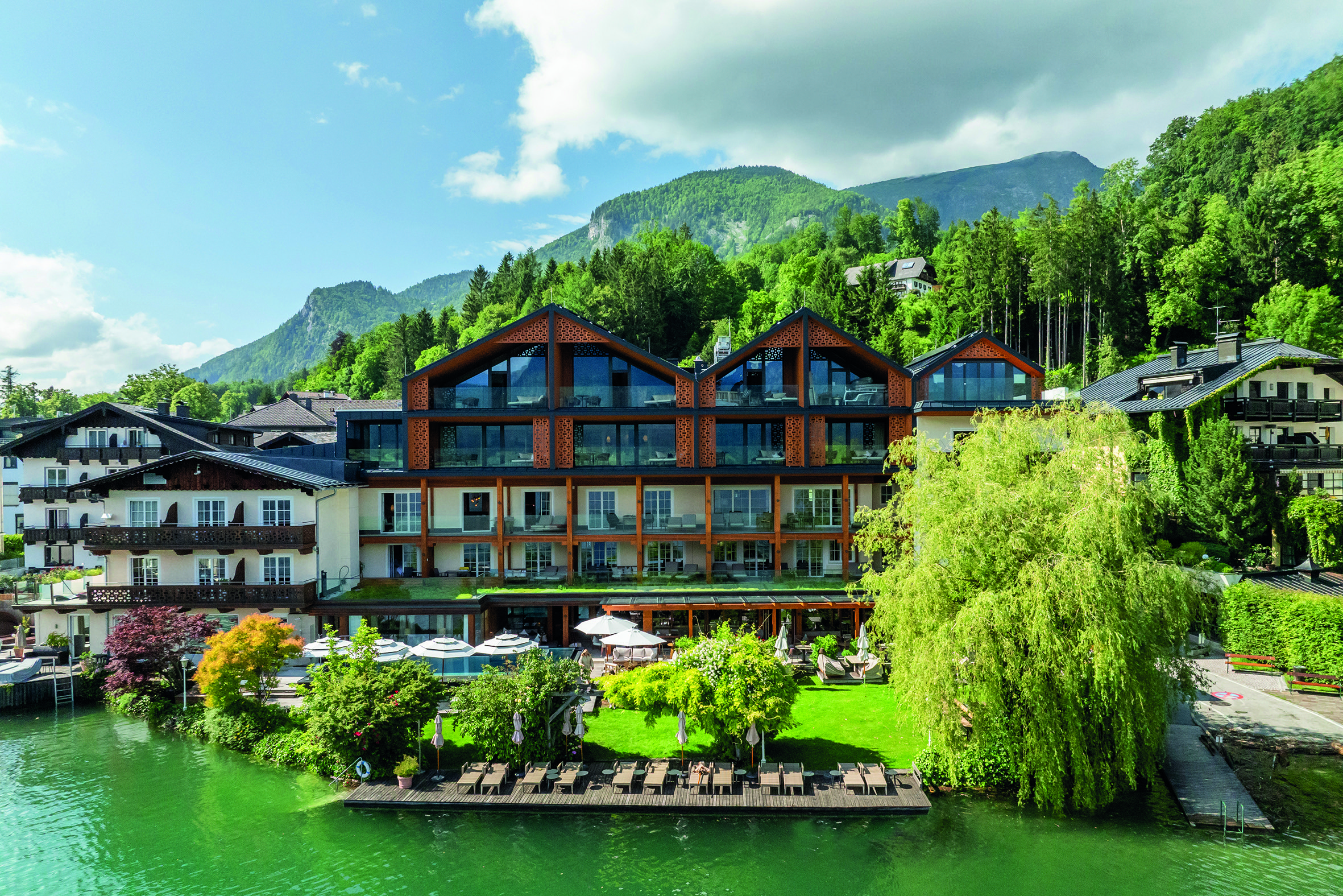 redspa - Zwei Nächte für zwei Personen im Doppelzimmer inklusive Frühstück im Hotel Seevilla Wolfgangsee