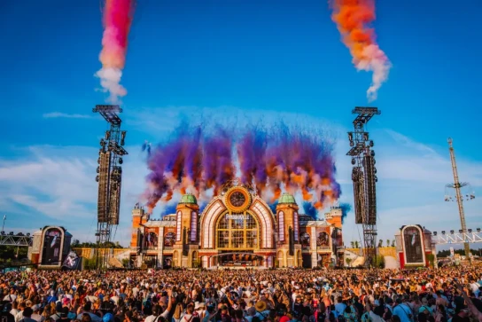 RheinEnergie - 4x2 Full Weekend Visa, mit Übernachtung für Parookaville 2027