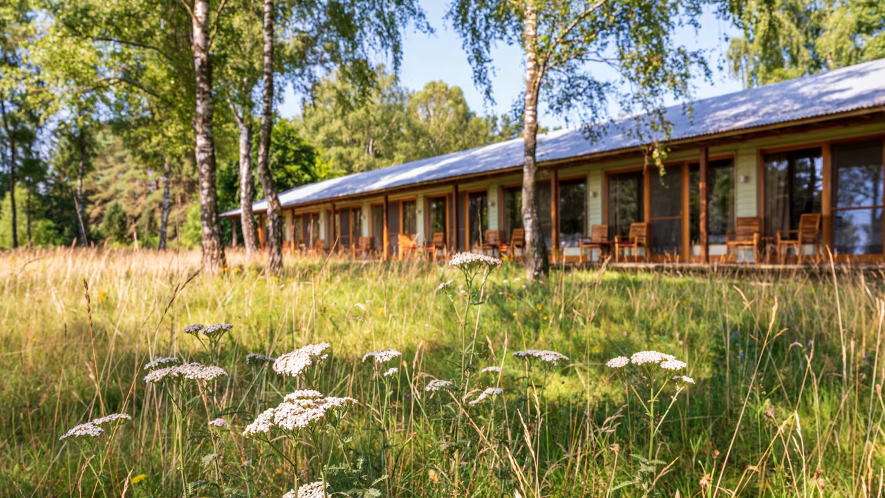 RND - 2 Nächte im 4* HotelCamp Reinsehlen in der Lüneburger Heide inkl. Arrangement „Atempause” für 2 Personen