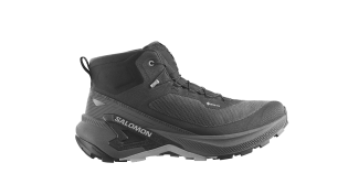 Bergwelten - Ein Paar Wanderschuhe Genesis Mid GORE-TEX von Salomon