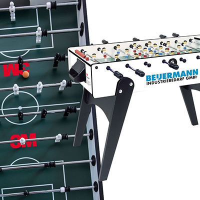 Beuermann Industriebedarf - Einen Kickertisch, 2 Intersport Gutscheine