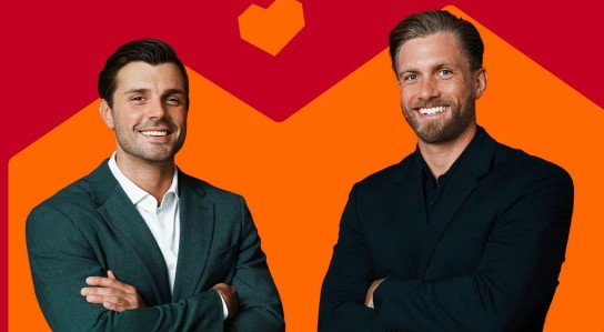 Coca-Cola - 8 x 1 Platz beim exklusiven Dinner und Meet & Greet mit den Bachelors | 3.000 x 1 RTL+ Gutschein für 3 Monate