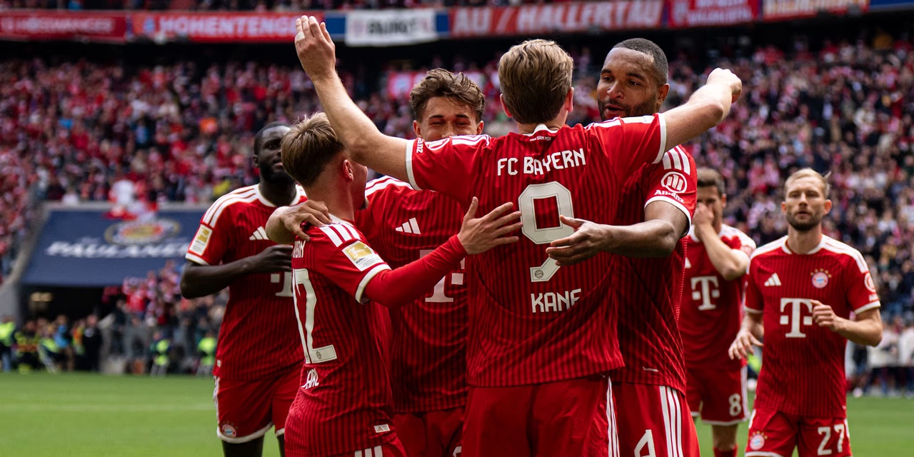 FC Bayern - Champion League Reise für 2 Personen mit Flug+Hotel+Tickets zu einem Auswärtsspiel des FC Bayern + Meet & Greet