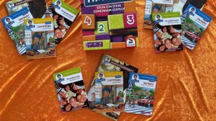 GNZ - 3x1 Benny Blu Schulstart-Paket mit den Büchlein „Lerntipps“, „Grundschule“ und „Verkehr“ + 1 Hausaufgabenheft, 1x Spiel „Tippi Toppi hoch hinaus“