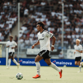 journal lokal - 5 x 2 Public Tickets und Stadiontour am Spieltag für das Bundesliga-Spiel Eintracht Frankfurt vs. Augsburg am 06. September 2026
