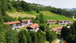 Mittelbayerische Zeitung - 4ÜN im 4-Sterne-Mondi-Resort Oberstaufen im Allgäu im Familienappartement + Nutzung Wellnessbereich + Gäste Pass 0berstaufen Plus