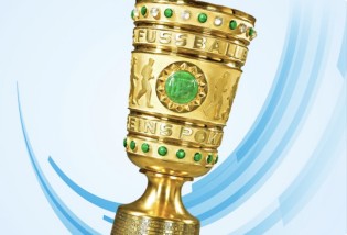 Targobank - Reise zu einem DFB Pokal Spiel Anfahrt & Unterkunft, Führung durchs Stadion, Fotoaktion auf der Trainerbank beim Warm-up der Teams