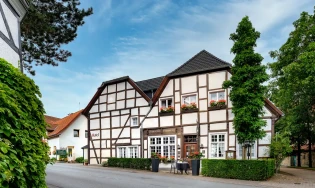 Urlaub-Tipps.Reise - Ringhotel Alt Vellern in Beckum :2 Übernachtungen für 2 Personen inkl. Frühstück, Aperitif, 2 x Abendessen