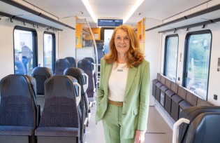 Wochenspiegel - 5 x einen DB-Reisegutschein im Wert von je 50 Euro, 10 x einen Saarbrücker Bädergutschein inklusive saarlandweit gültiger saarVV-Tageskarte für zwei Personen und weitere Preise
