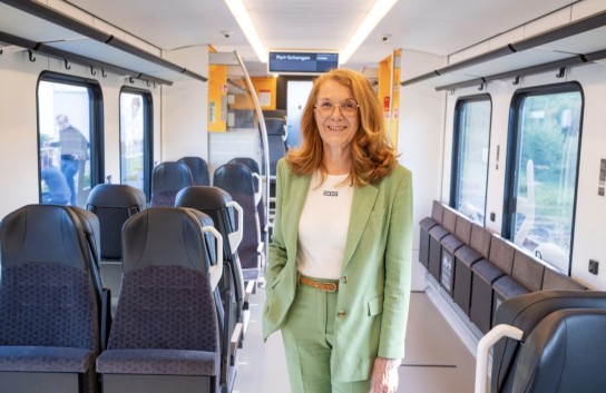 Wochenspiegel - 5 x einen DB-Reisegutschein im Wert von je 50 Euro, 10 x einen Saarbrücker Bädergutschein inklusive saarlandweit gültiger saarVV-Tageskarte für zwei Personen und weitere Preise