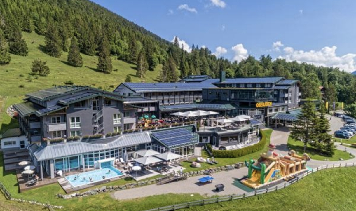 HUMANIC - 1 Familienurlaub für 2 Erwachsene + 2 Kinder bis 12 Jahre, 2 Nächte inklusive Verpflegung in einem der Original Kinderhotels Europa