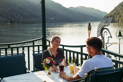 Intersport - 2 Nächte für 2 Personen in der Donauregion Oberösterreich im Hotel Riverresort Donauschlinge inklusive Frühstück, Nutzung des Wellnessparadieses und der DONAU.Erlebnis Card.