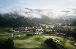 Mittelbayerische Zeitung - Urlaub in Österreich - vier ÜN für zwei Personen + Halbpension im Fünf-Sterne-Hotel Grand Tirolia Kitzbühel