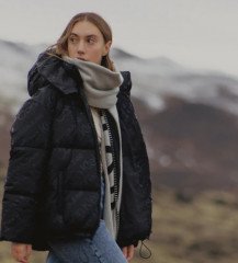 Polly - Layering Look by Calvin Klein 