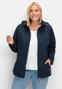Softshelljacke mit Kapuze, in Longform